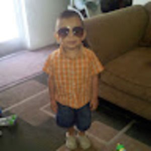 Meet your Posher, Luis